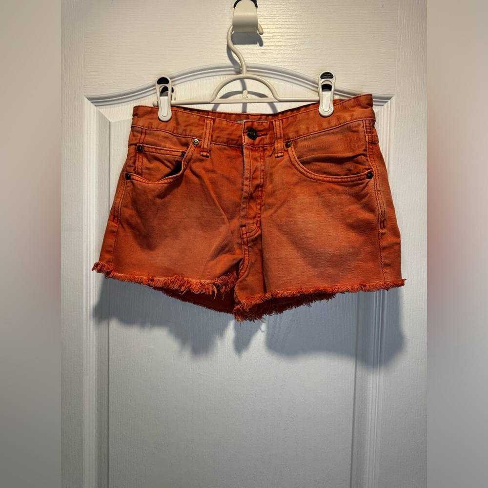 358-Free People Coral Pink Button Fly Denim Cutoff Shorts Raw Hem festival boho